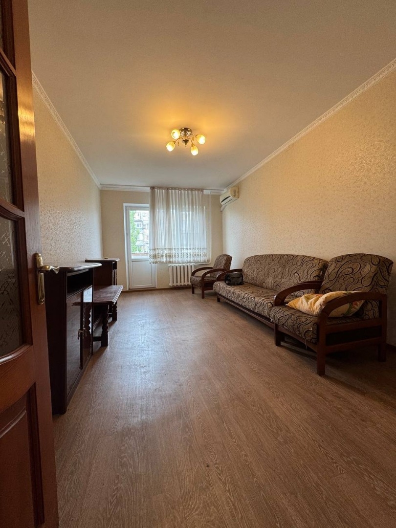 продажа трехкомнатной квартиры номер A-173941 в Киевском районе, фото номер 15